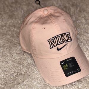 NWT light pink nike hat with navy embroidery